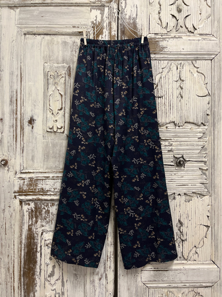 mavi çiçek desenli geniş paça pantolon