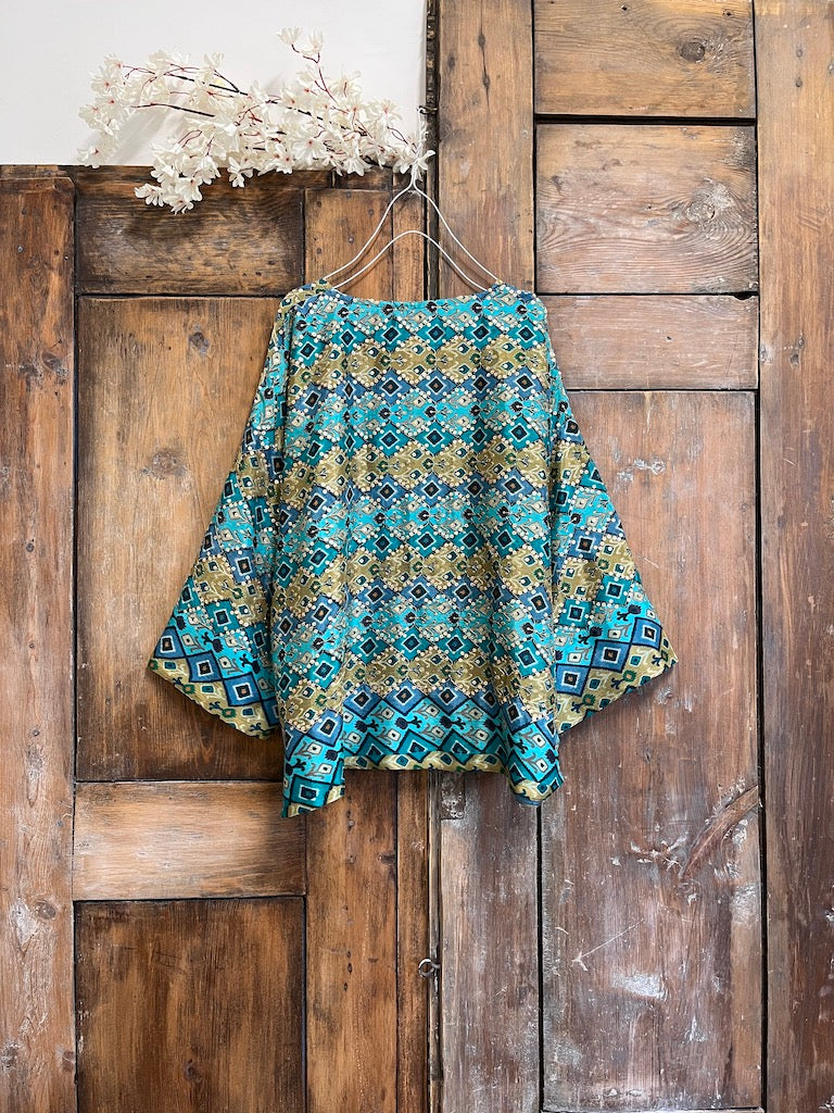 ipek şifon mavi ikat desen bluz