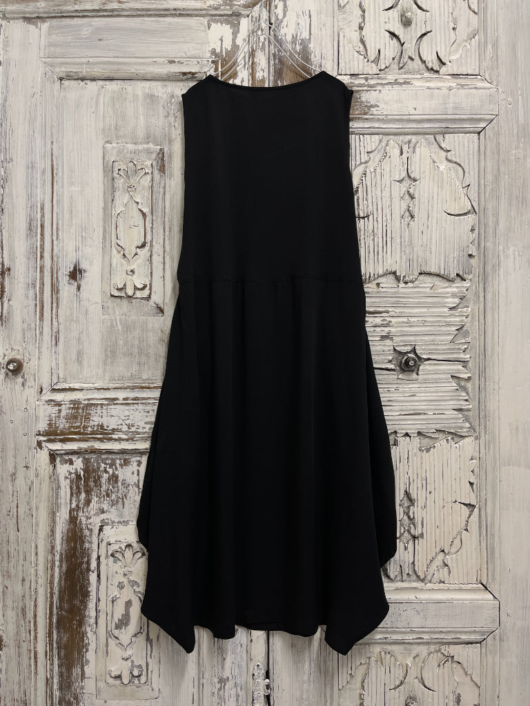 siyah jile büyük cepli elbise