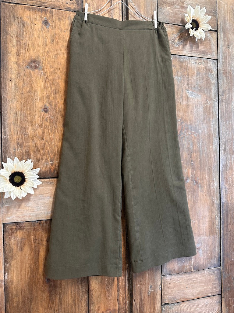 Lastik Detay Dökümlü Pantolon