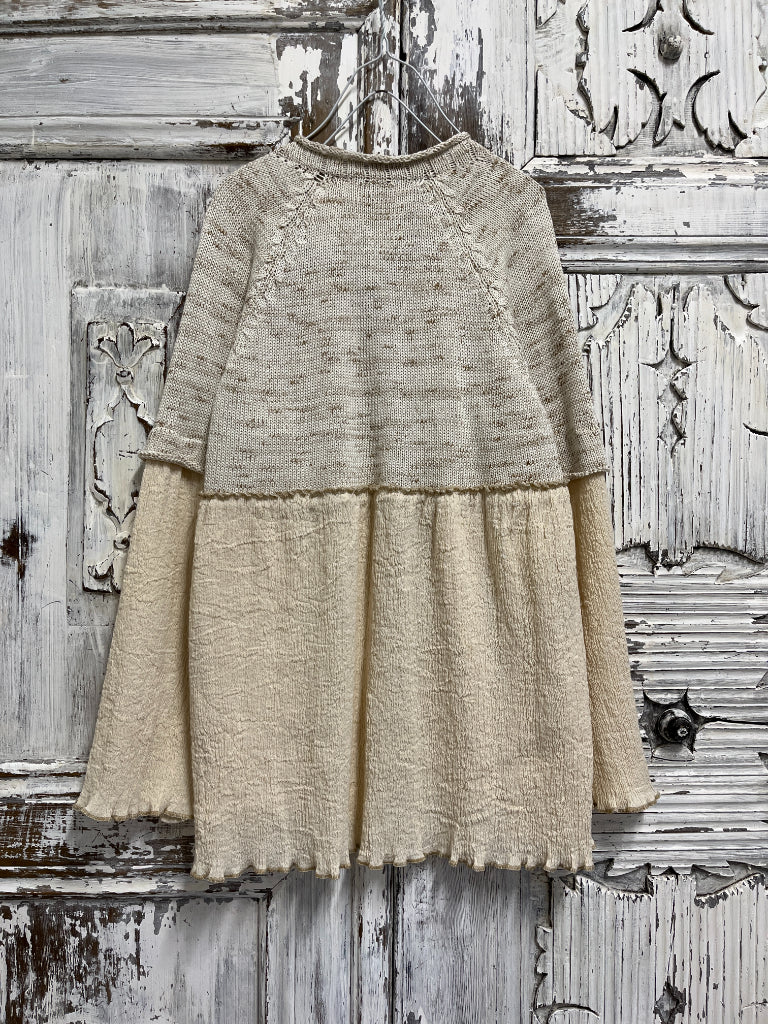 Triko roba detaylı, pamuklu dökümlü krem hırka