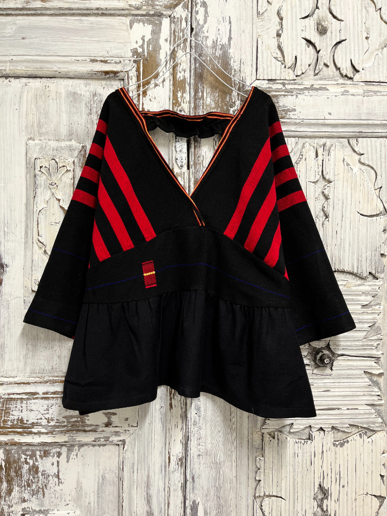 el dokuma kırmızı çizgili ceket