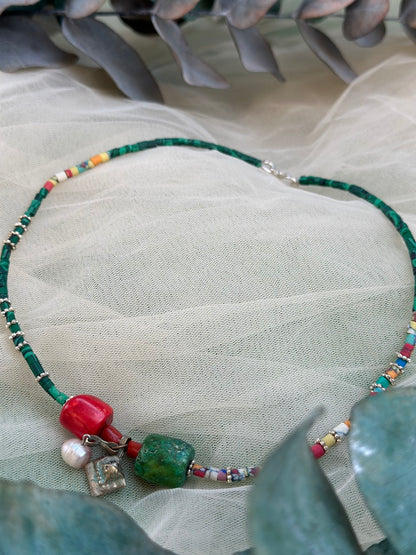 inci detay antika parçalı kolye