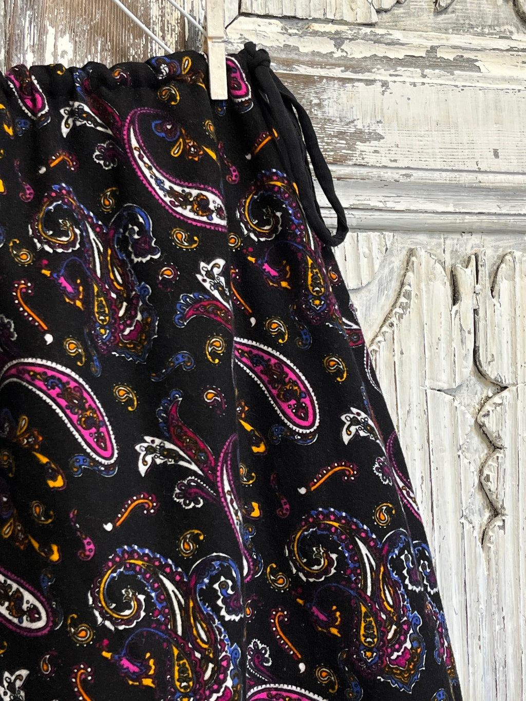 Paisley desenli bağcık detaylı siyah balon etek