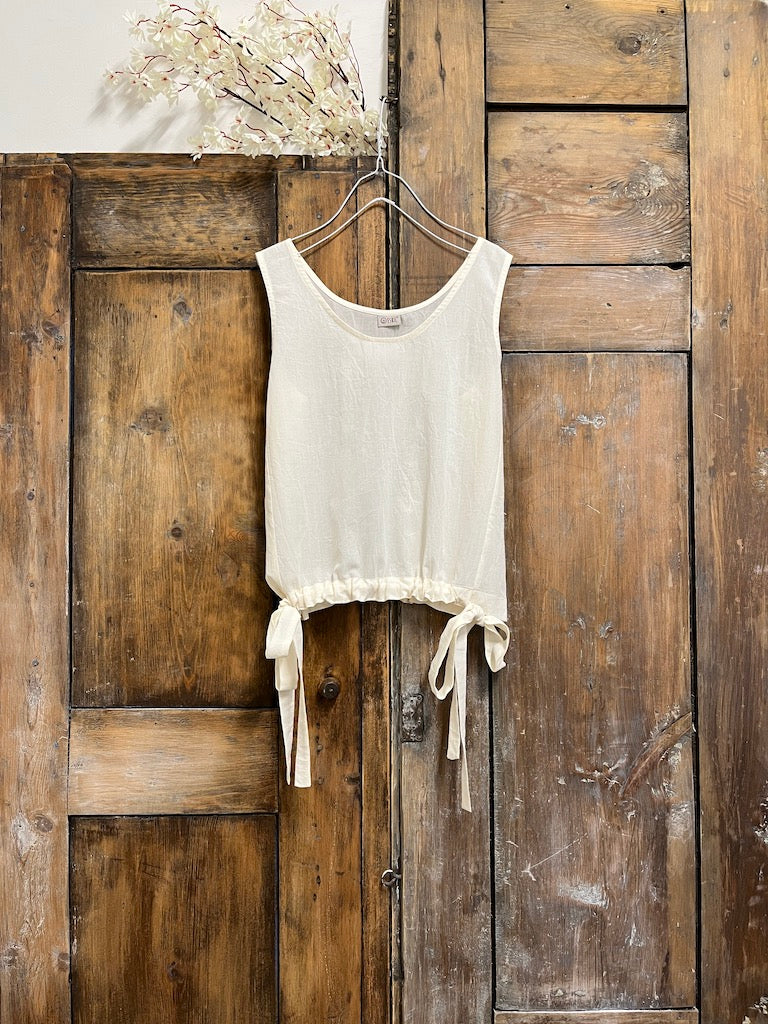 yandan bağlamalı kolsuz pamuklu bluz