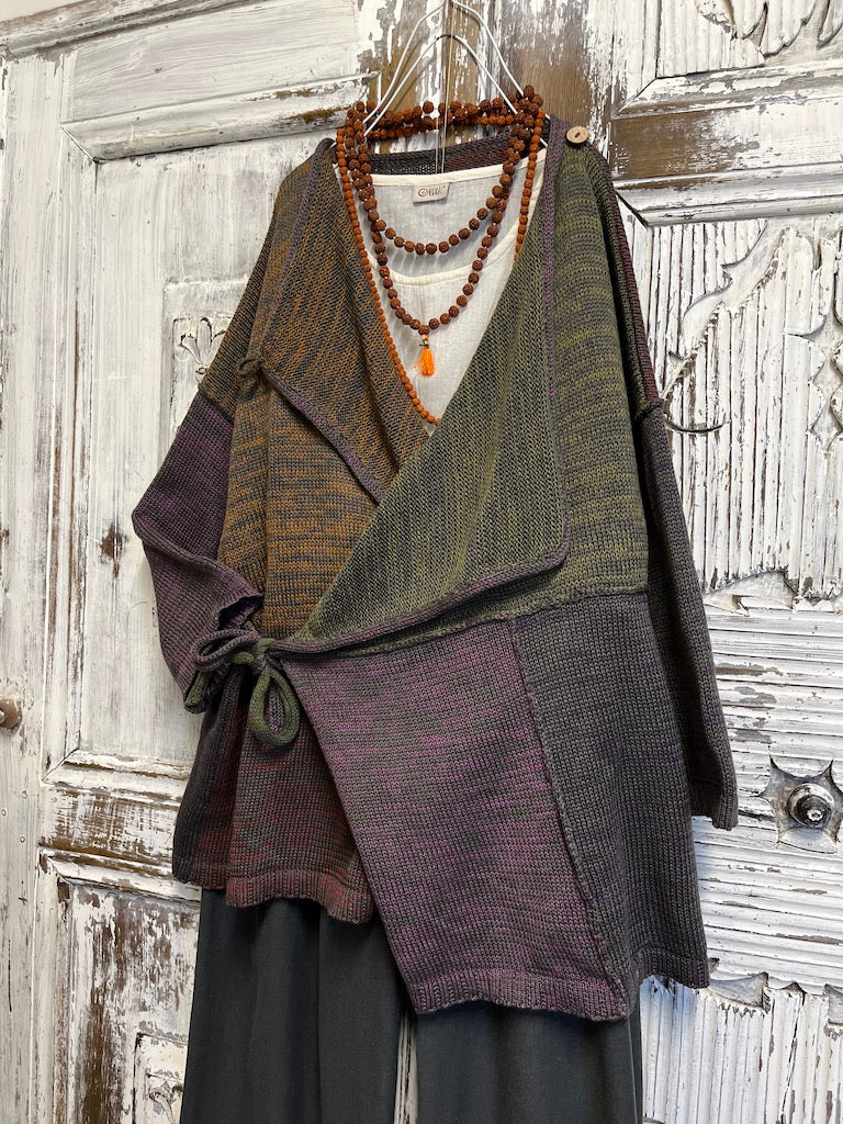 yandan bağlamalı çok renkli hırka