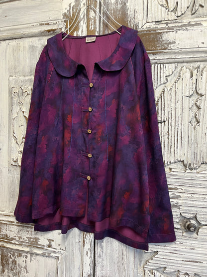 bebe yaka mor renkli soyut desenli gömlek