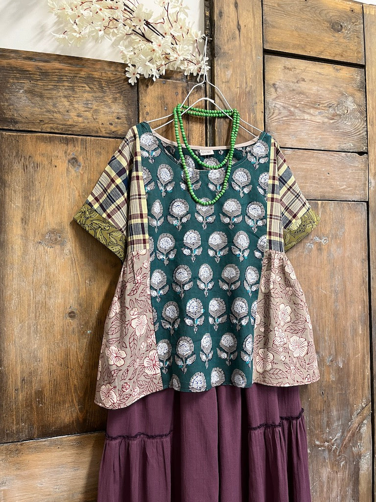 desenli patchwork kısa kollu bluz