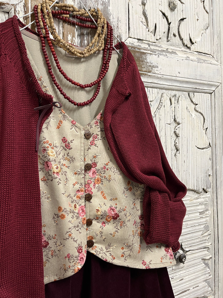 kadife çiçek desenli yelek