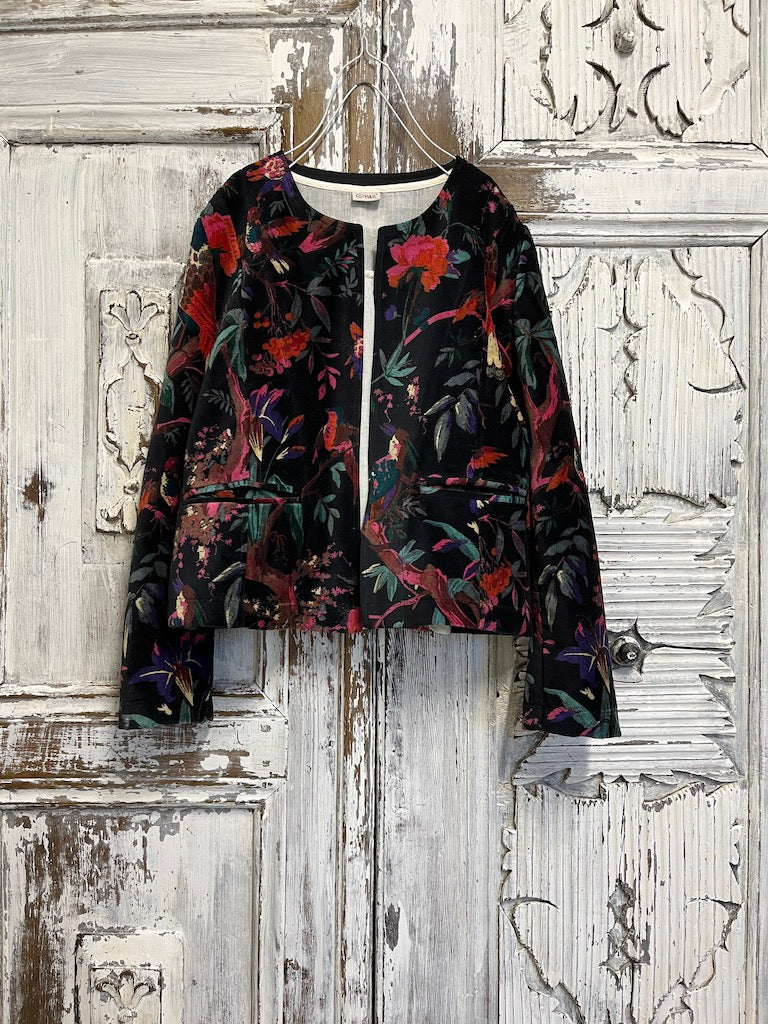 siyah desenli kadife klasik ceket