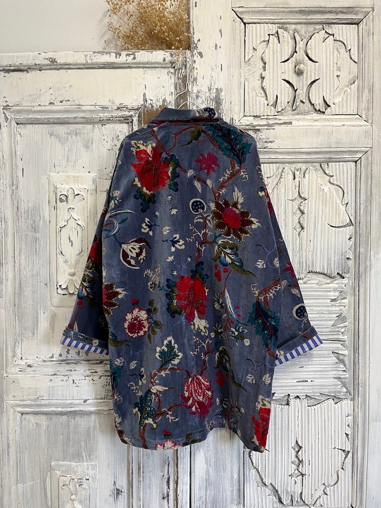 desenli kadife mavi ceket