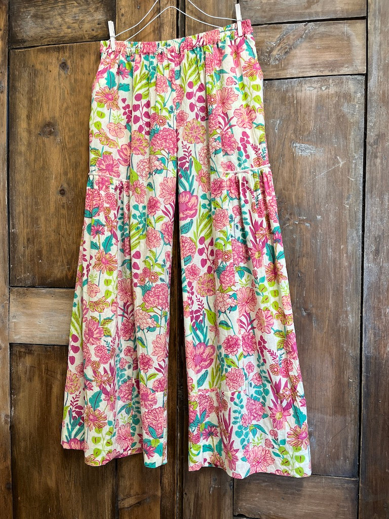 Desenli Yan Detay Pantolon