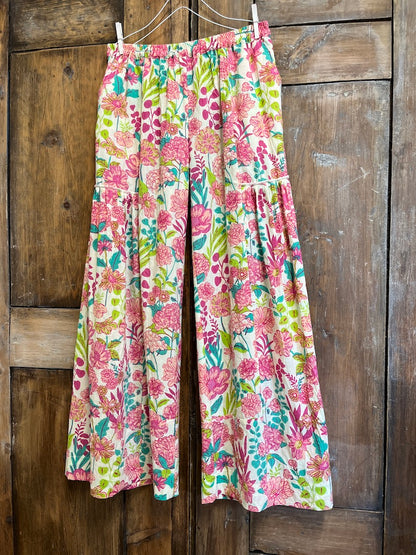 Desenli Yan Detay Pantolon