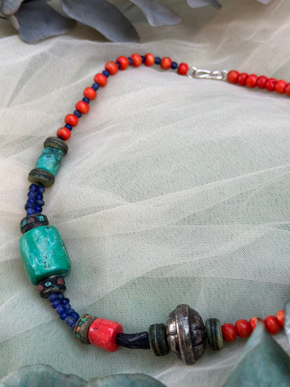 turkuaz ve mercan taşlı kolye