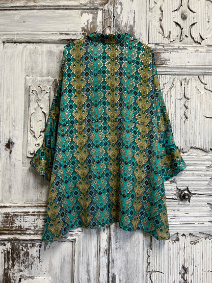 ikat desenli el işi süslemeli bluz