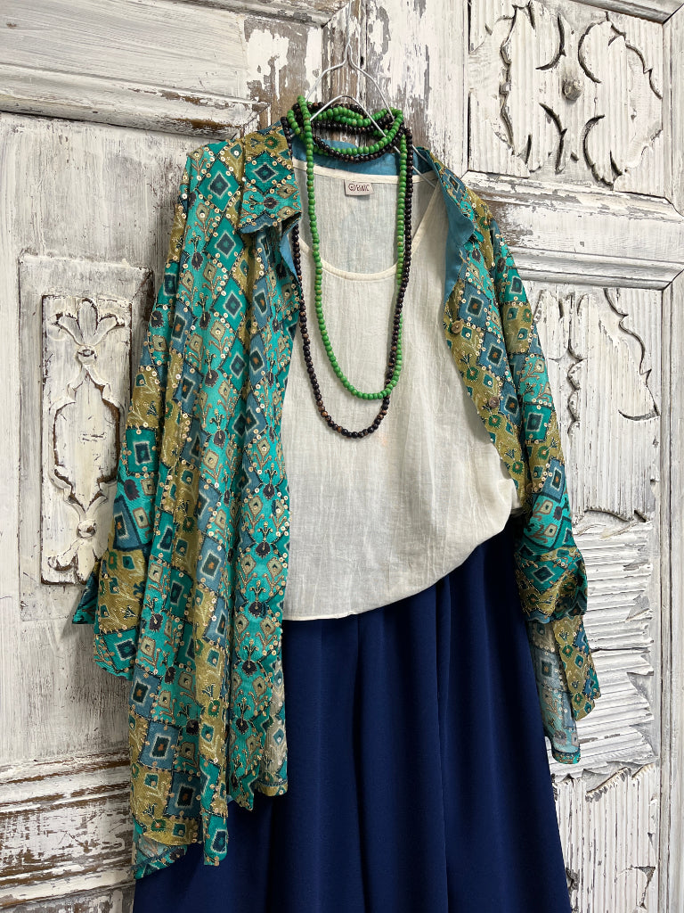 ikat desenli el işi süslemeli bluz