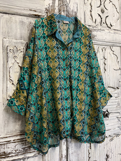 ikat desenli el işi süslemeli bluz