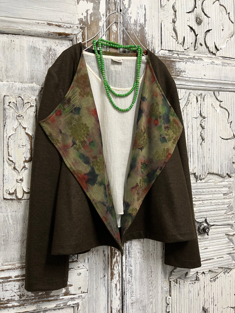 haki yün ceket yakası ipek detay