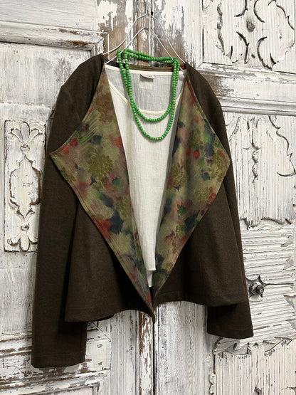 haki yün ceket yakası ipek detay