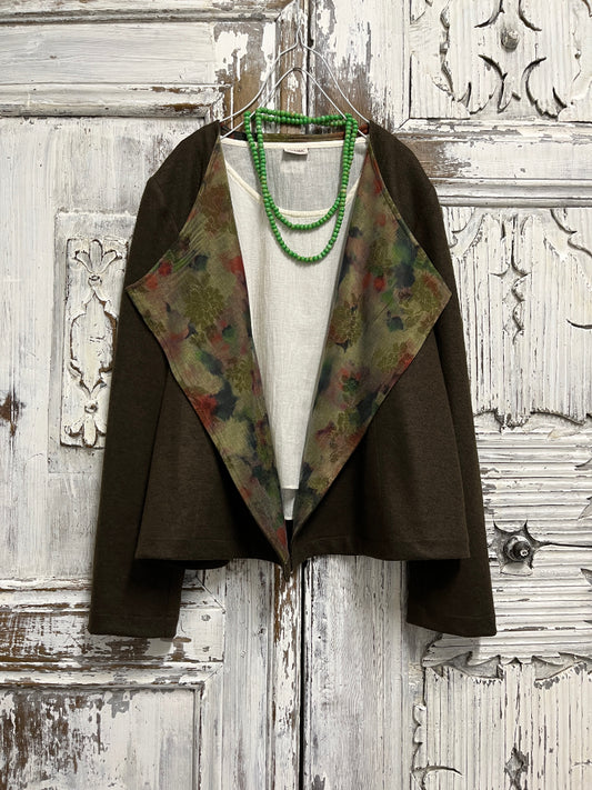 haki yün ceket yakası ipek detay