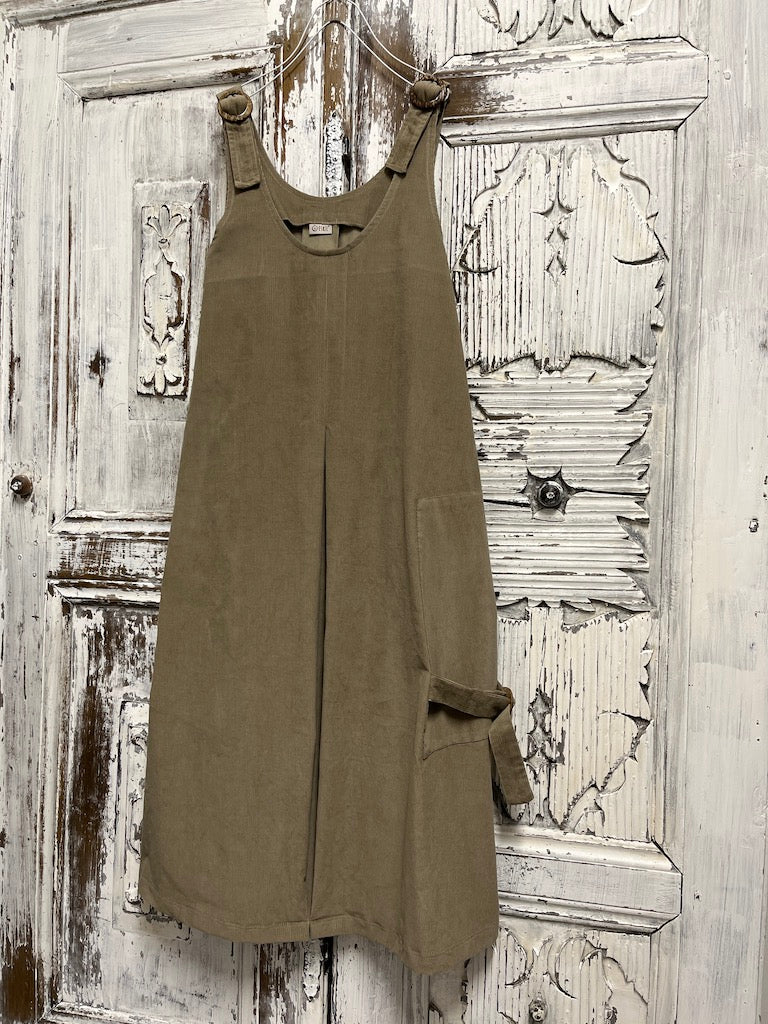 bej fitilli kadife cep detay elbise