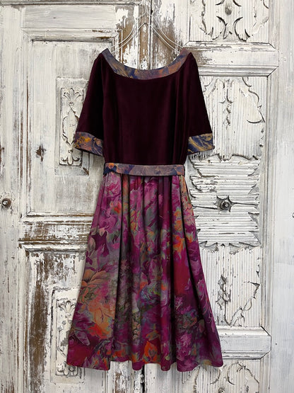 bordo kadife çiçekli elbise 