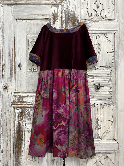 bordo kadife çiçekli elbise 