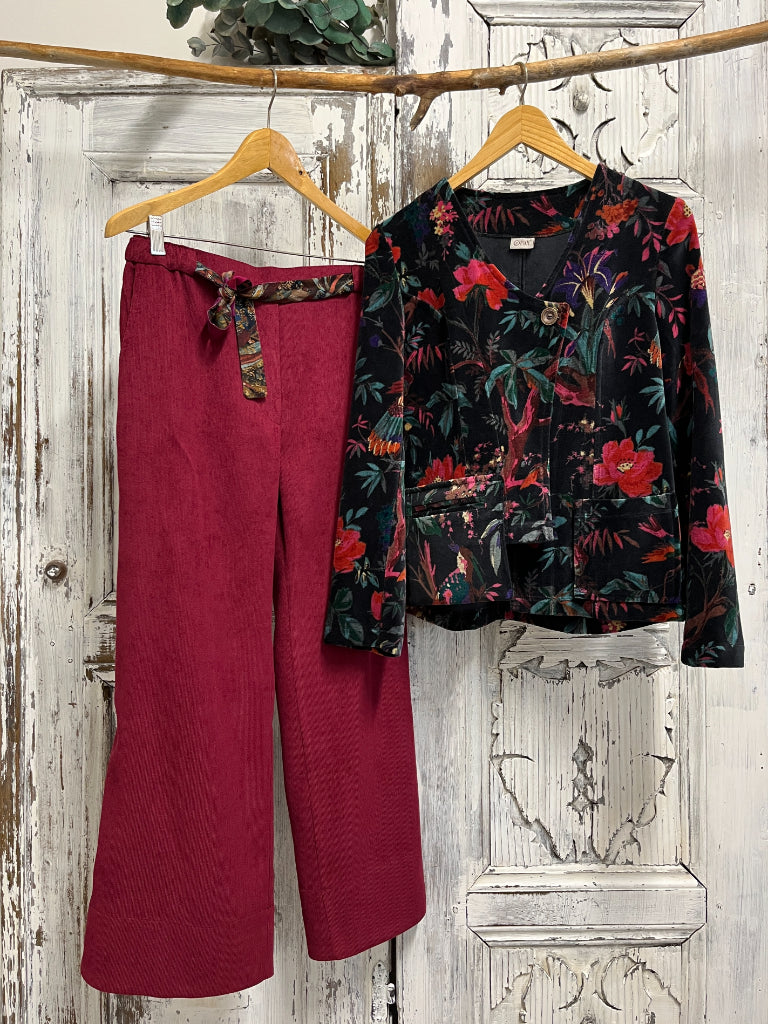 Kapama Detay Kadife Ceket