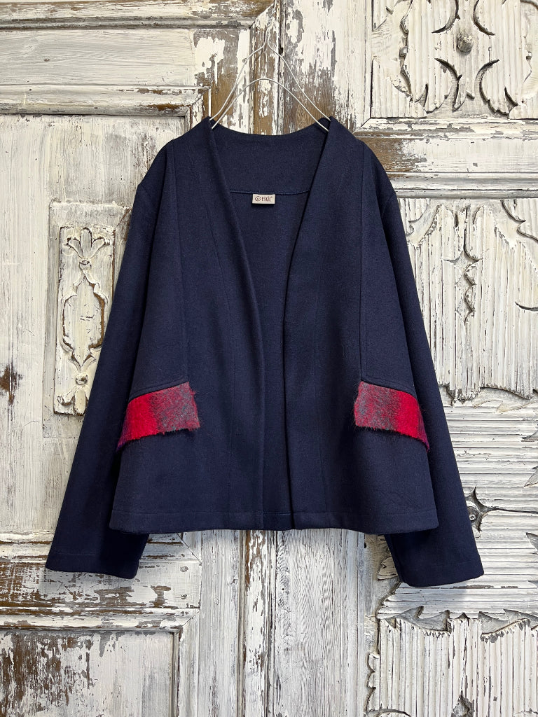 keçe süslemeli lacivert ceket