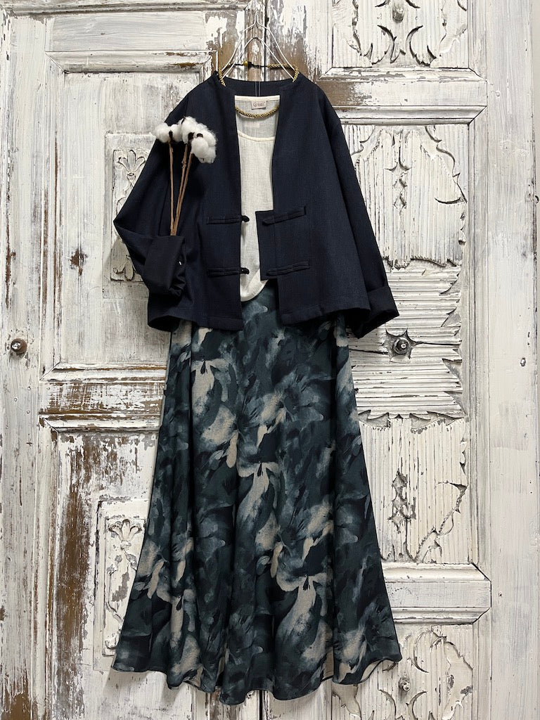 mavi çiçek desenli uzun verev etek