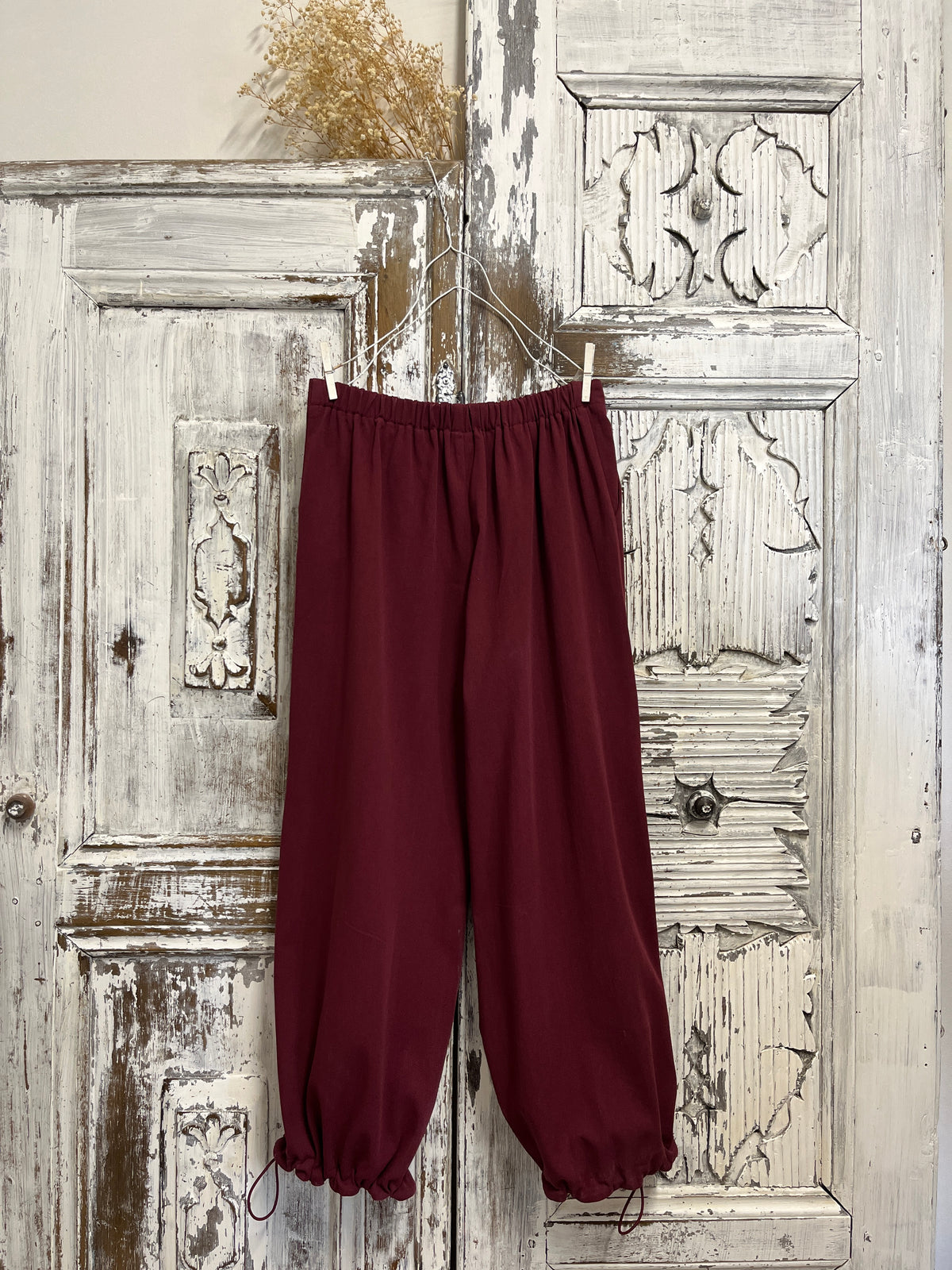 Paça Lastik Bordo Pantolon