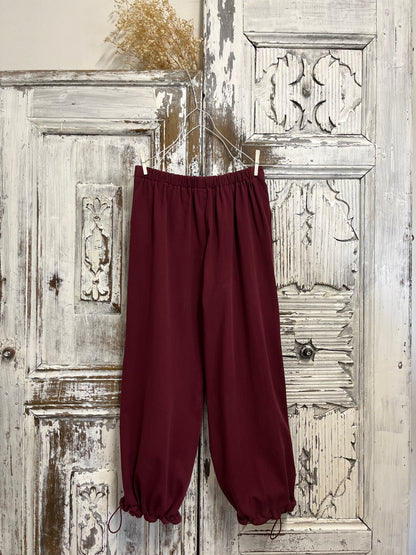 Paça Lastik Bordo Pantolon