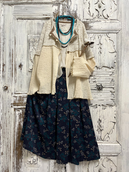 Triko roba detaylı, pamuklu dökümlü krem hırka