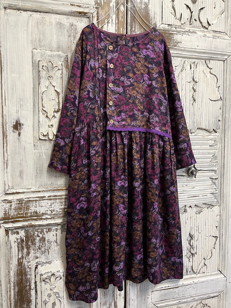 mor çiçek desenli elbise 