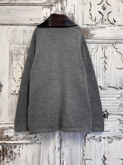 Gri uzun kollu hırka