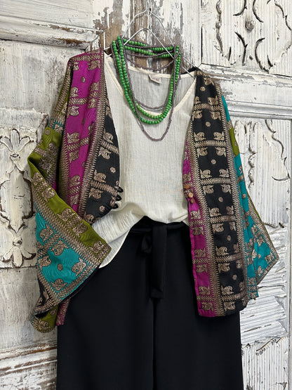 el işi süslemeli renkli ceket