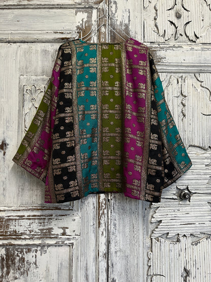 el işi süslemeli renkli ceket