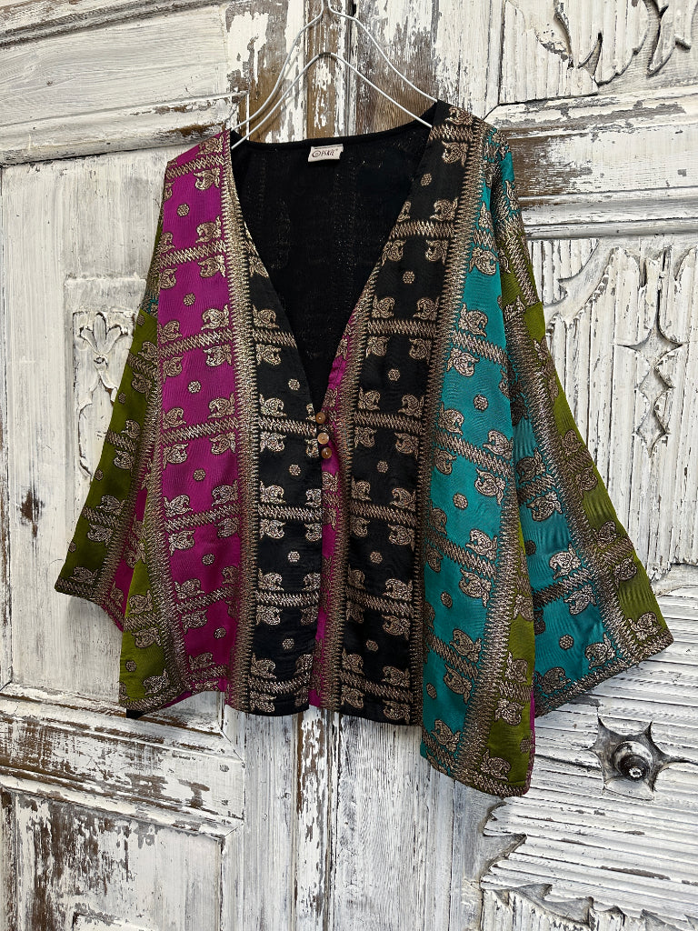 el işi süslemeli renkli ceket