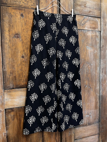 Siyah Desenli Pantolon