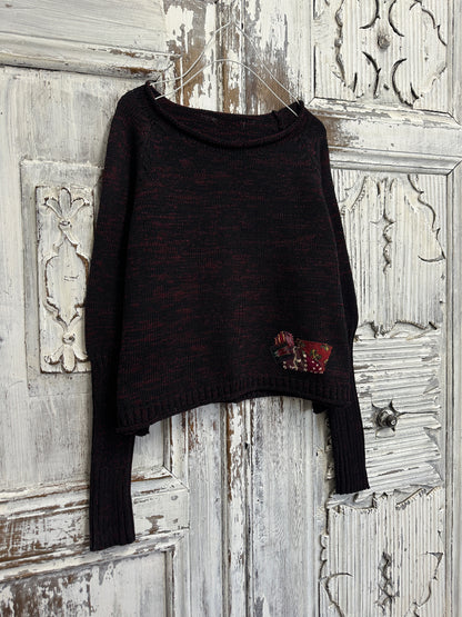 siyah triko el işi süslemeli 