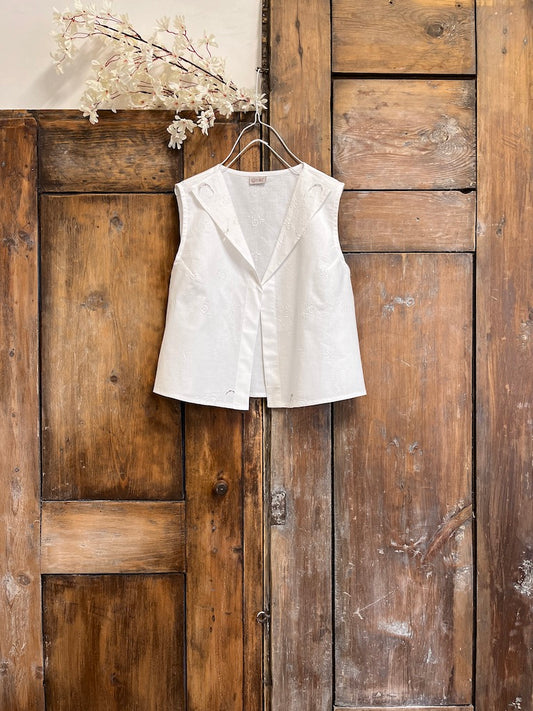 pamuklu fisto beyaz yakalı kısa yelek