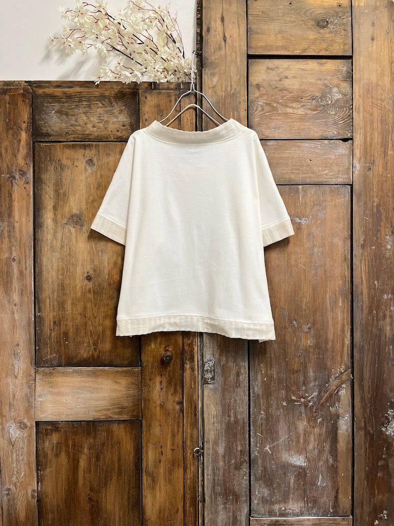 pamuklu el dokuma detay kısa kollu bluz