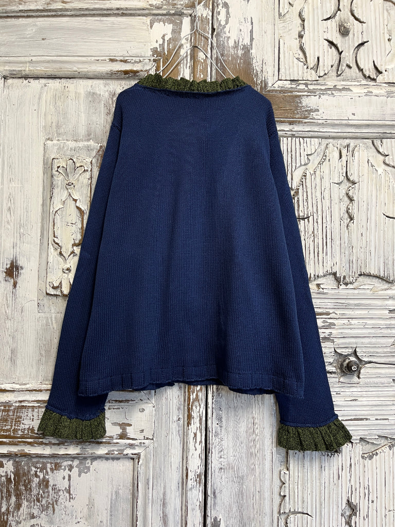 Lacivert triko hırka yakası ve kolu fırfırlı