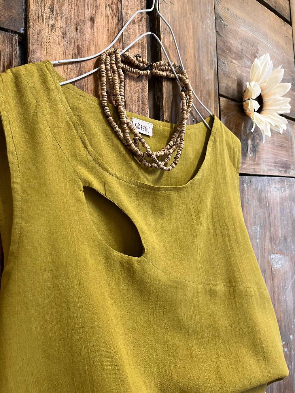 sarı pamuklu kolsuz bluz