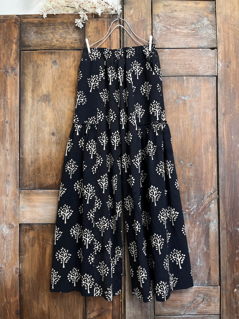 desenli pamuklu bol pantolon