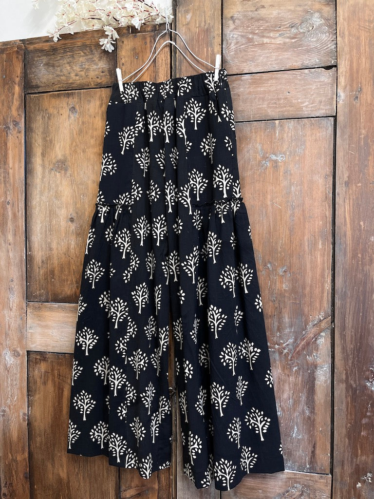 desenli pamuklu bol pantolon