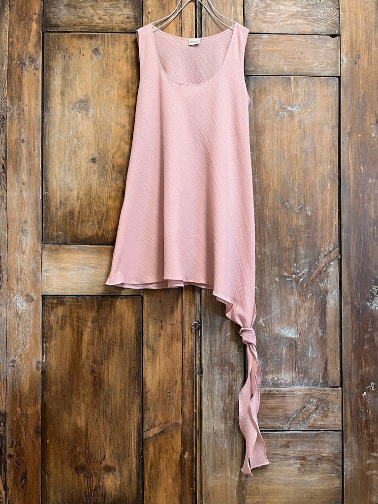 pamuklu kolsuz pembe bluz