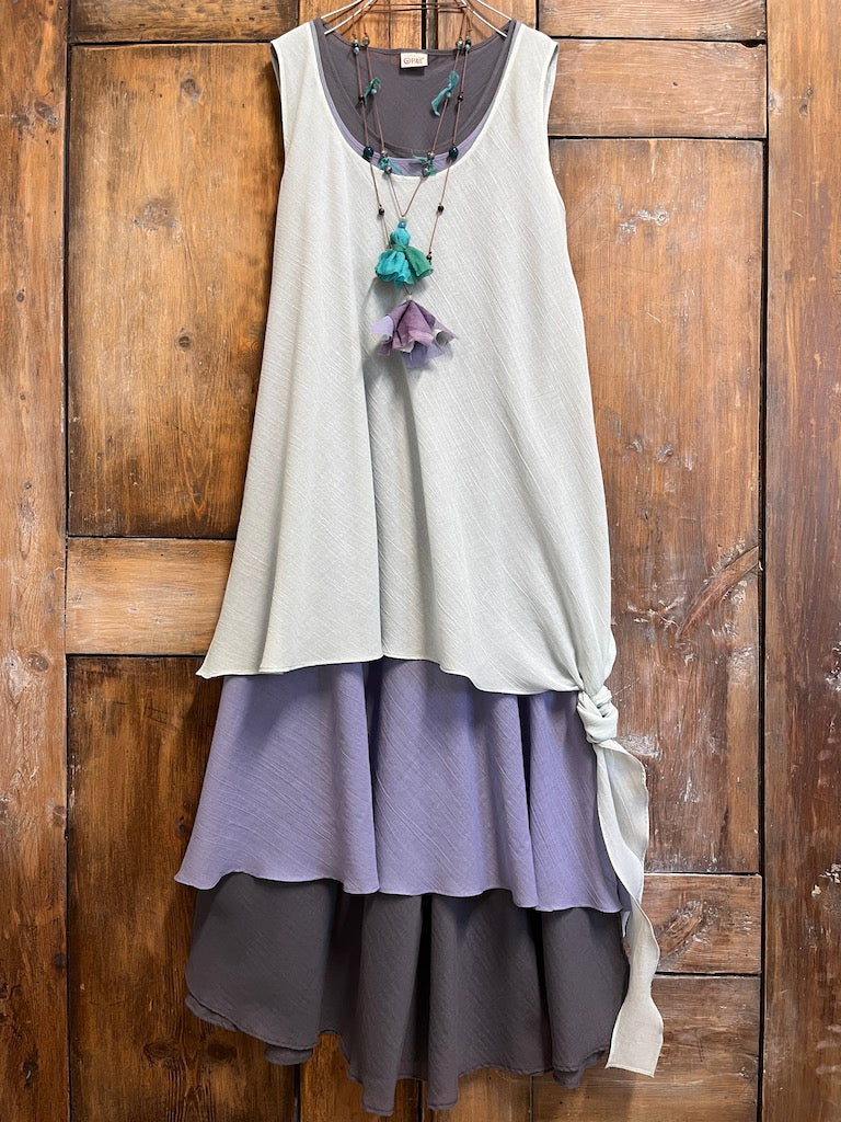 pamuklu uzun yırmatçlı antrasit elbise